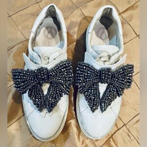 Elegant White Women's Sneakers with Beaded Detail, detachable bow on snap